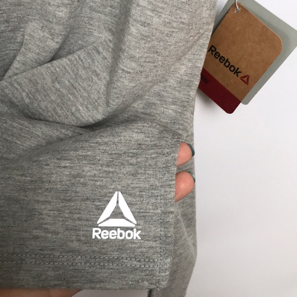 NWT Reebok Move Boxy Grey Training Tee - Picture 4 of 5